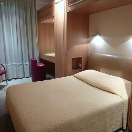Hotel Du Vieux Marais-2