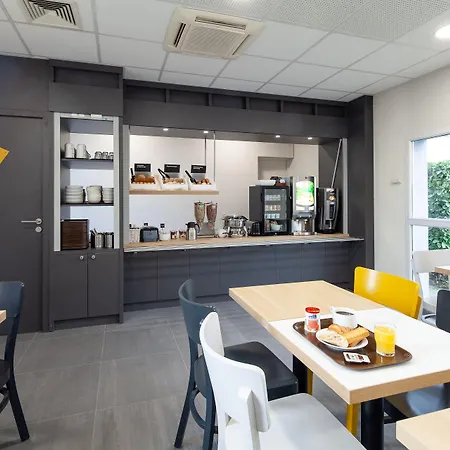 B&B HOTEL Saint-Witz-3