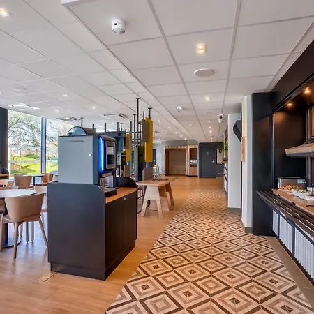 B&B HOTEL Paris Créteil-2