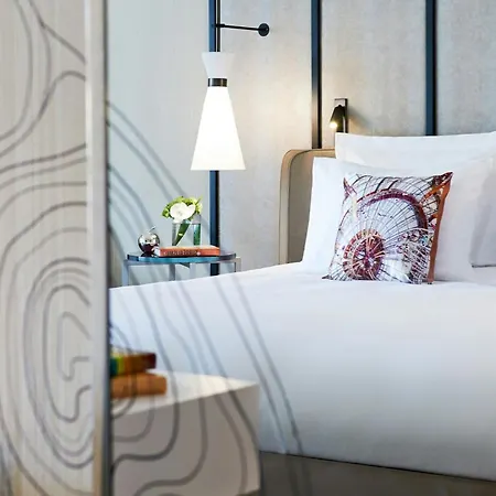 Renaissance Paris La Defense Hotel-2