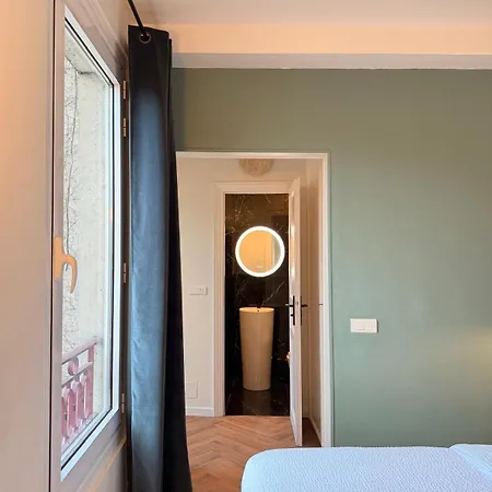 Mithouard Apartments-2