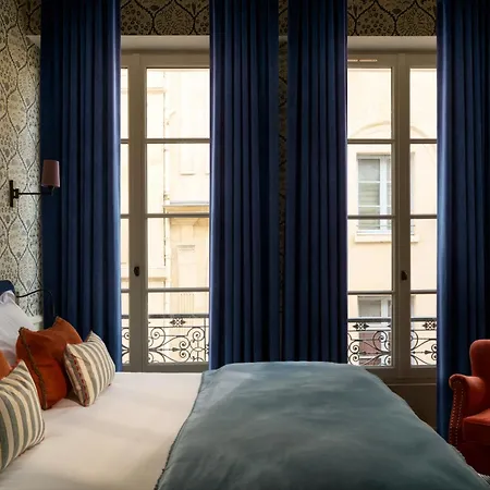 Hotel Des Orfevres-3