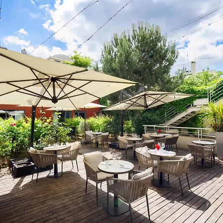 Doubletree By Hilton Paris Boulogne-3