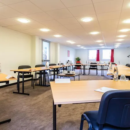 Ibis Velizy Jouy-En-Josas-3