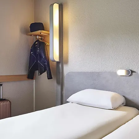 ibis budget Versailles Chateau Saint cyr l'Ecole-3