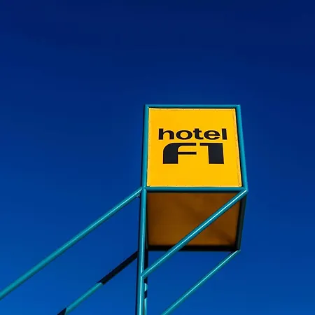Hotel F1 Maurepas-2