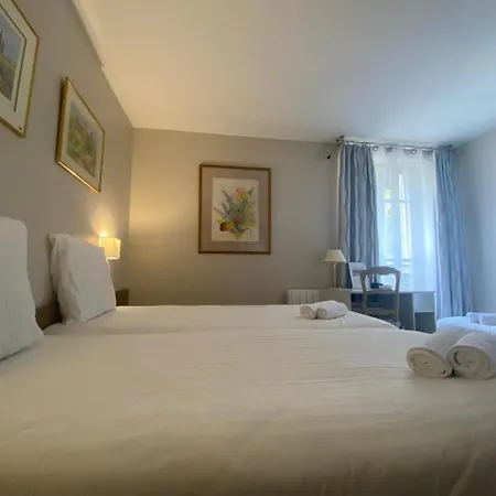 HÔTEL DES 3 MARCHES- Logis Hôtel Restaurant-3