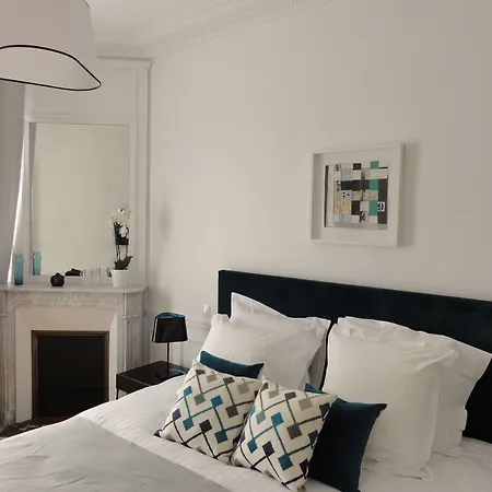 Relais12Bis Bed & Breakfast By Eiffel Tower-3