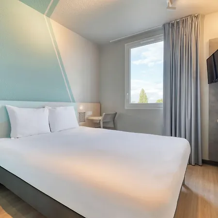 Ibis Budget Orly Chevilly Tram 7-3