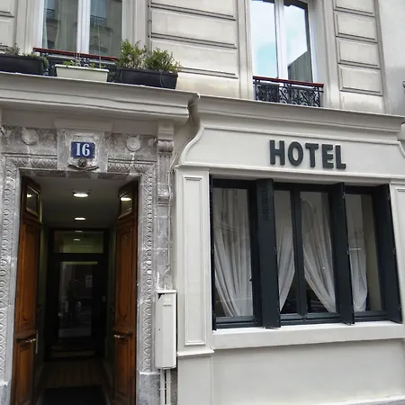 Hotel Montmartre - Nouvellement Renove-2