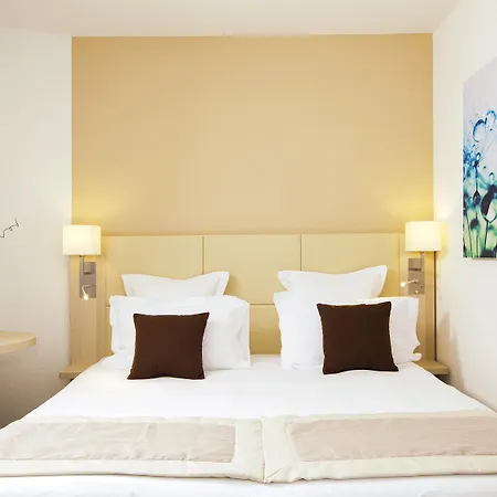 Residhome Neuilly Bords De Marne-3
