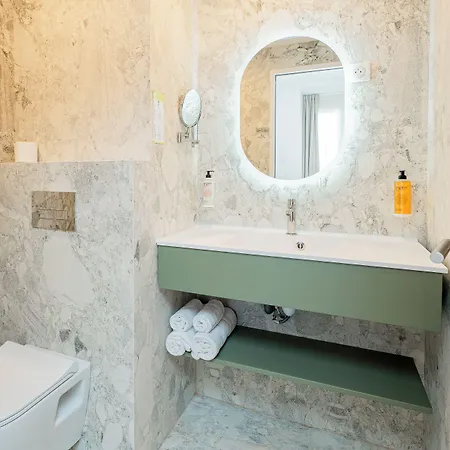 Bobo'S Hotel-2