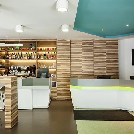 Ibis Styles Paris Saint Ouen-3