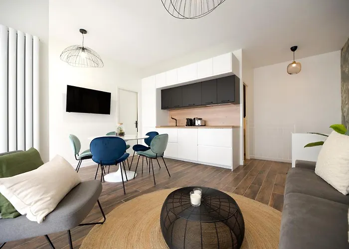 Luxury Home Near Tour Eiffel 巴黎