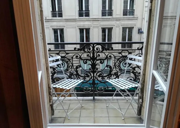 Maison De Lignieres - Guest House - Paris Quartier Champs-Elysees