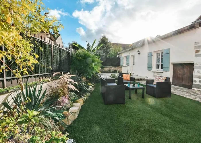 INSTANT FLEURY: maison de caractère, jardin secret Barbizon