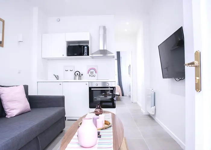 Home In Paris - Paris East