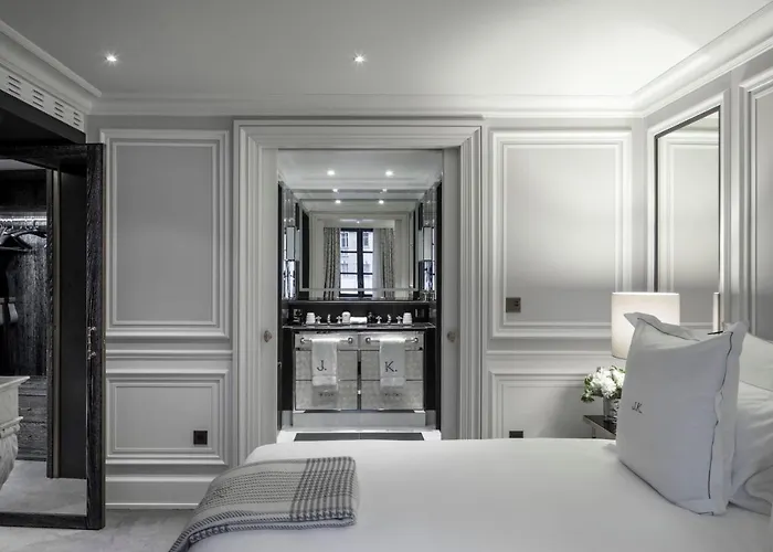 J.K. Place Παρίσι