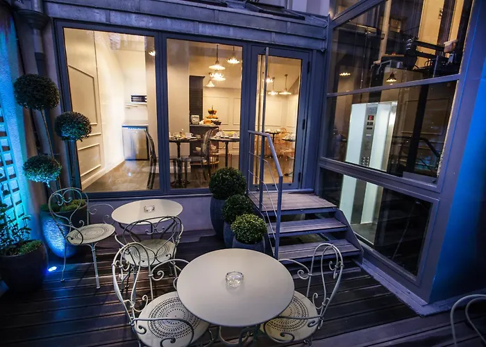 Hotel Le Mireille París