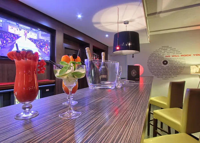 Velizy-Villacoublay Hotels