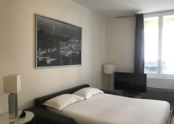 Hotel Bridgestreet Le Marais Area París