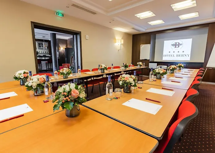 Hotels in de buurt van luchthaven Luchthaven Brussel Zuid Charleroi Airport (CRL), Parijs