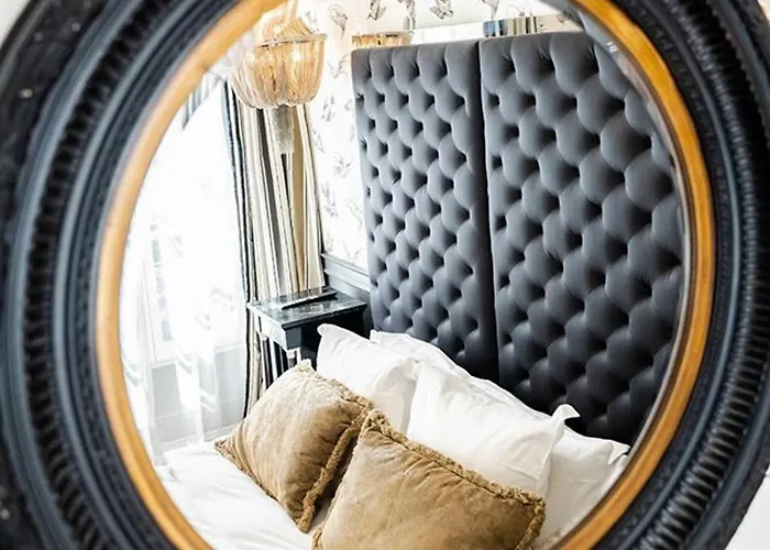 Hotel George Washington París