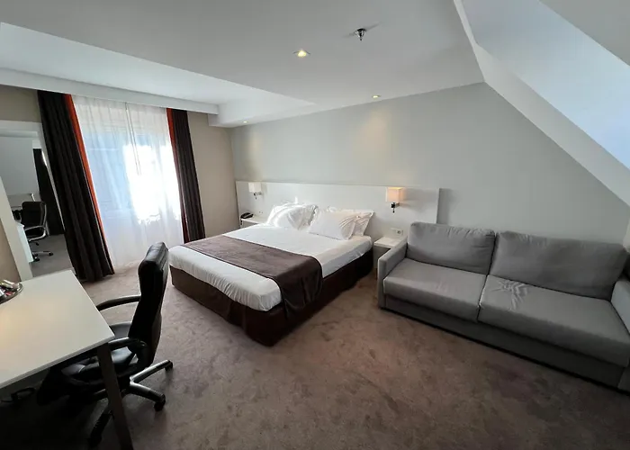Holiday Inn Paris-Auteuil By Ihg