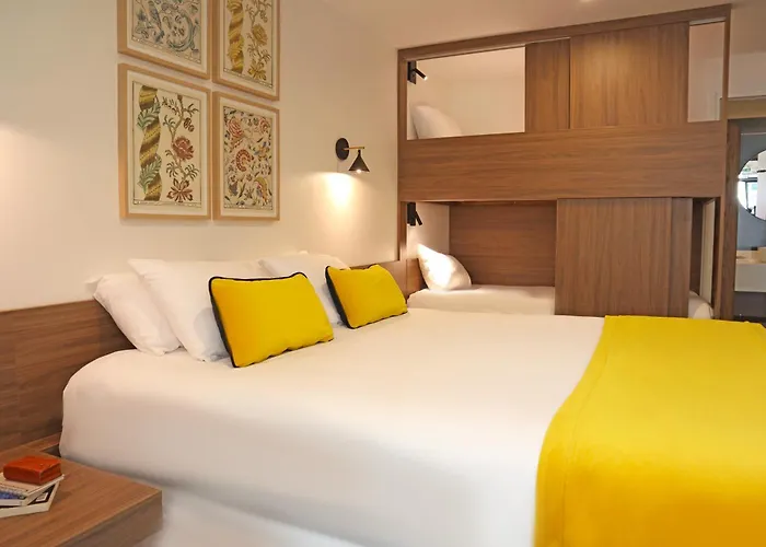 Timhotel Le Louvre Paris