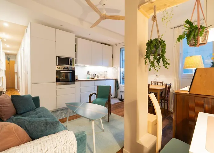 3 P 47M2 Au Pied De Montmartre パリ