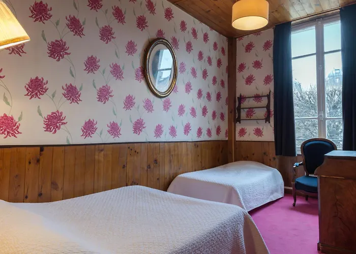 Hotel Esmeralda Parigi