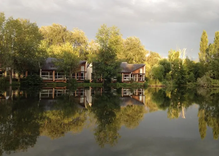 Itteville Hotels