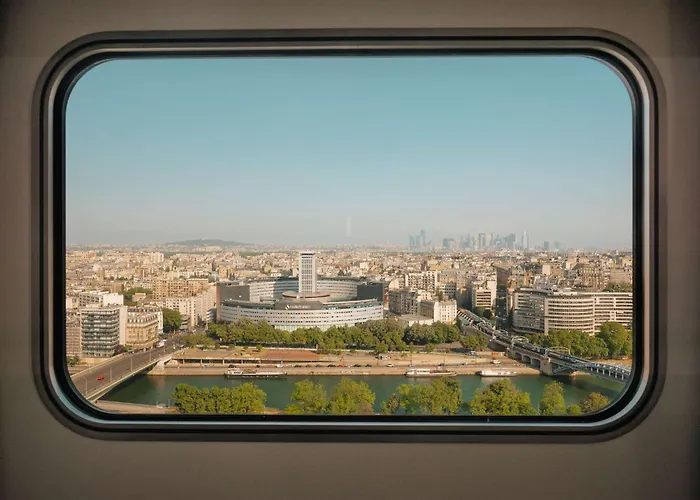 Hotéis com piscina em Paris