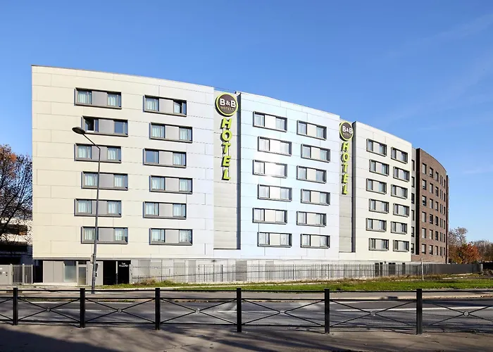 Saint-Denis (Seine-Saint-Denis) Hotels
