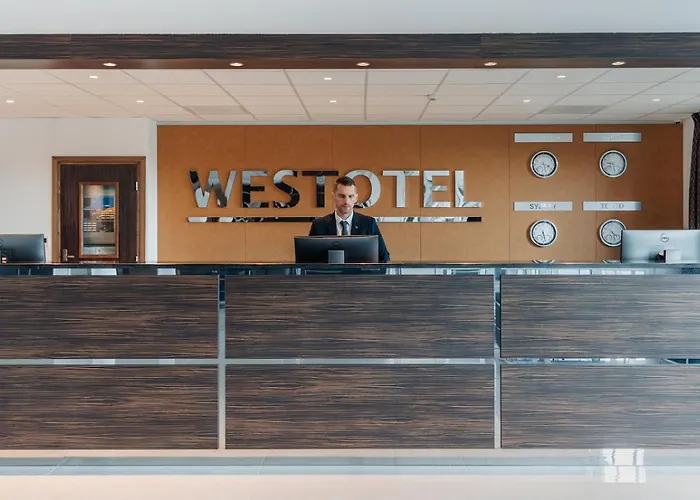 Hotels in Taverny