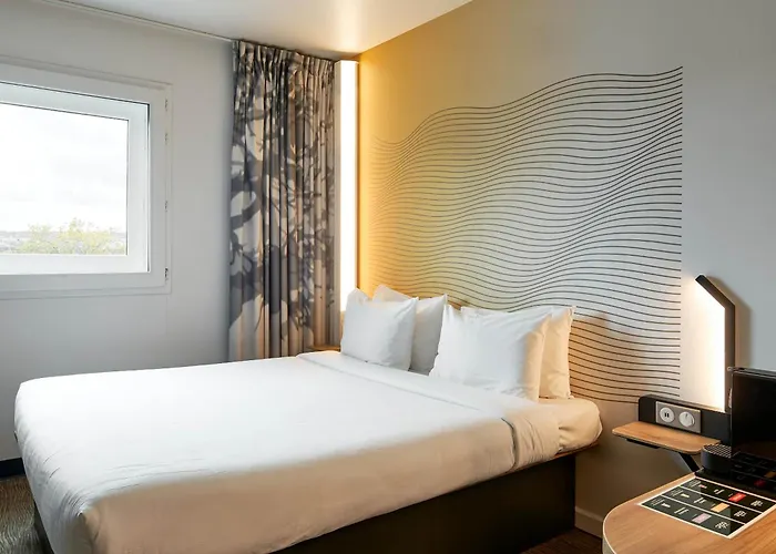 B&B HOTEL NANTERRE Rueil-Malmaison