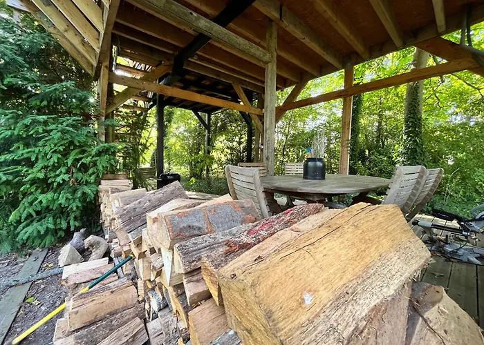 Cabane Dans Les Arbres Avec Bain Nordique Moisson