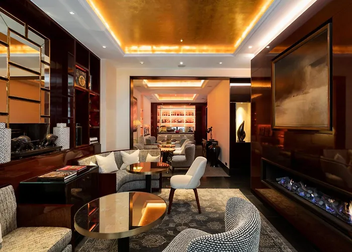 Hotel Montaigne Paris de 5 estrelas