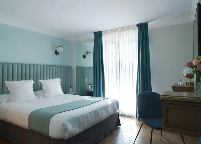 Hoteles que admiten Mascotas en París 