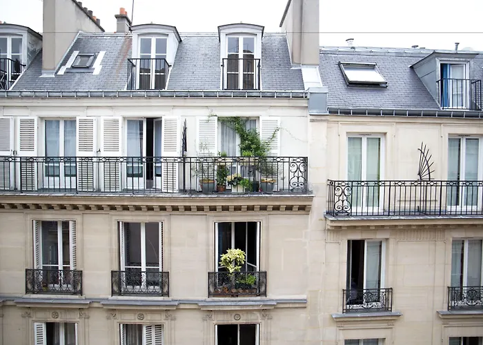 Boetiek Balmoral Champs Elysees Parijs