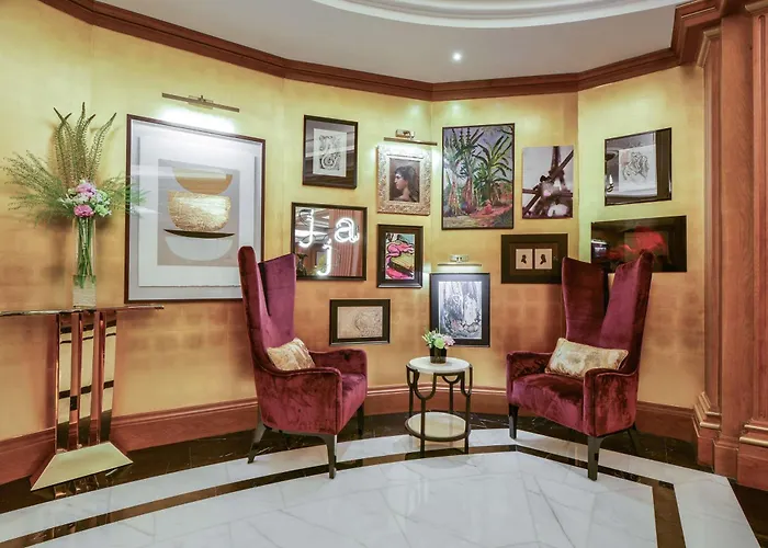 Maison Astor Paris, Curio Collection By Hilton