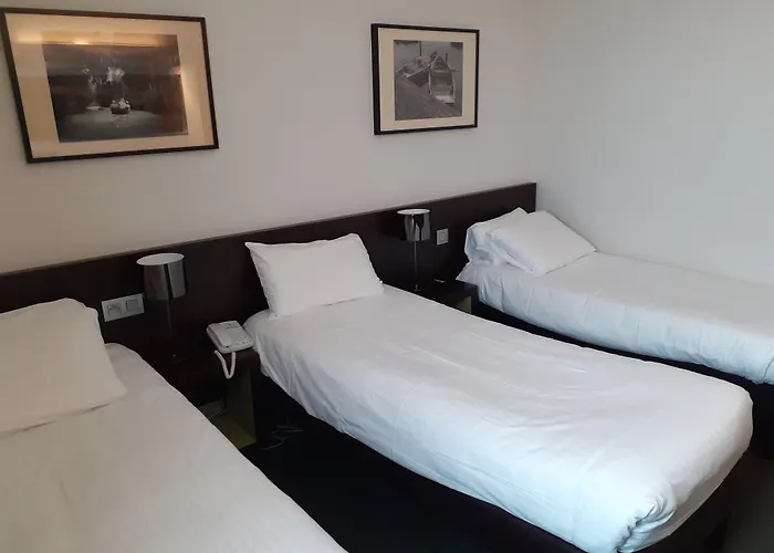 Kyriad Hôtel Orly Aéroport - Athis Mons