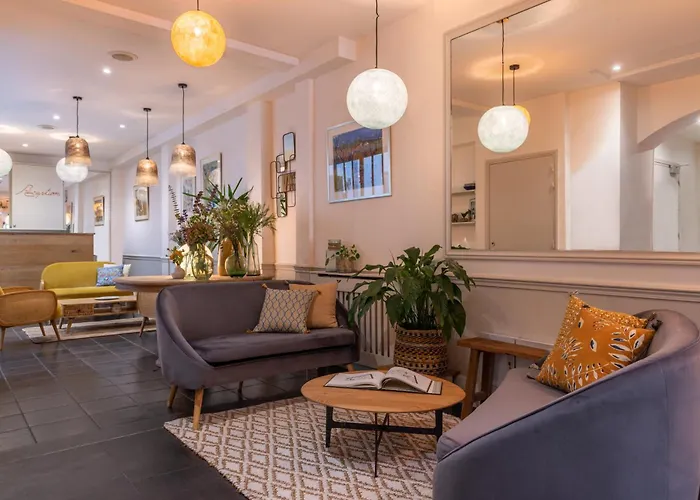 Hotel 29 Lepic Paris aceita animais de estimação