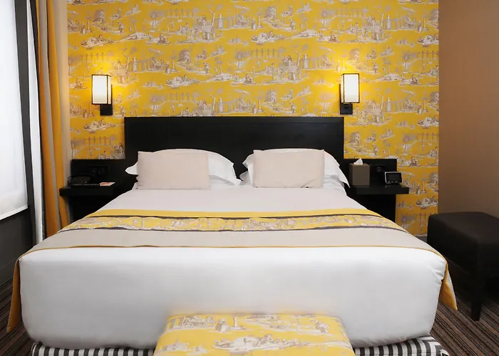 Hôtel France d'Antin Opéra Paris Com um Campo de golfe