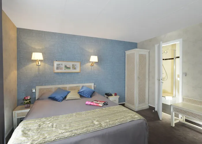 Hotel Carladez Cambronne à Paris