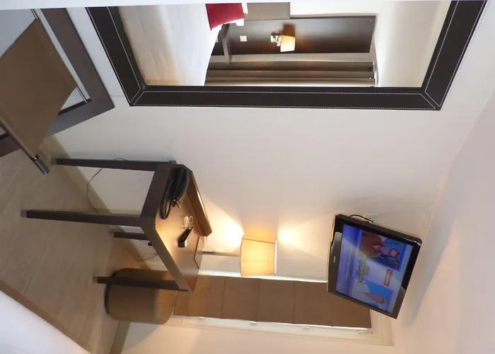 Hotel Little Regina Paris