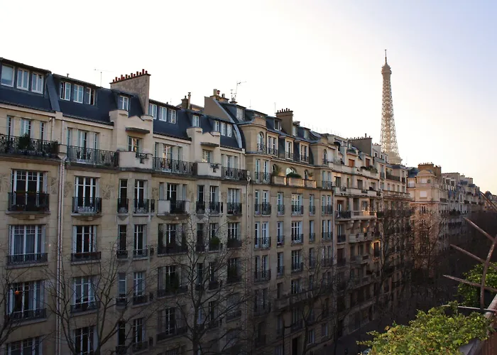 Hotel Le Cercle Tour Eiffel Parigi