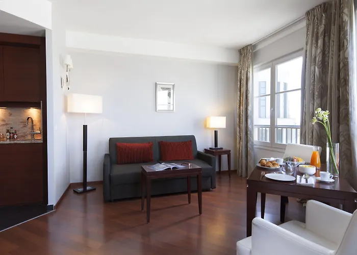 Chessy (Seine-et-Marne) hotels near Disneyland Paris Golf Course