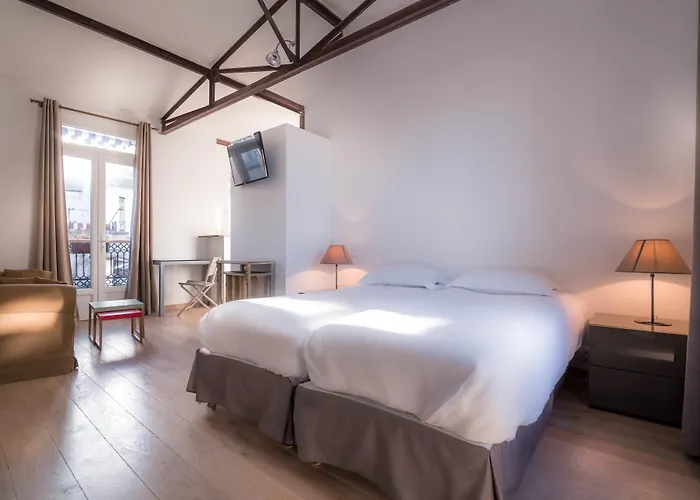Hotel Du Lys París