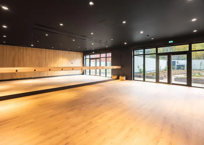 BABEL COMMUNITY Hôtel Saint-Quentin-en-Yvelines Montigny-le-Bretonneux